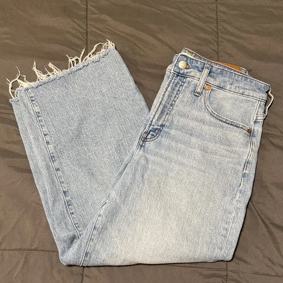 Like New Madewell Curvy Perfect Vintage Wide Leg Crop Jean - Picture 1 of 5